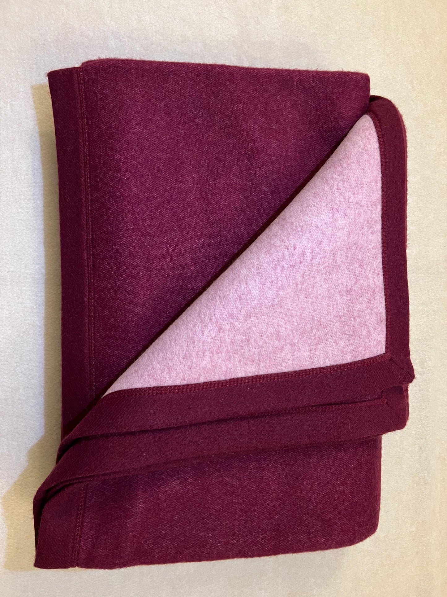 100% Cashmere Blanket Organic Burgundy